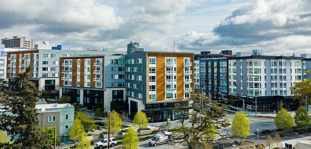 <p>Knowing your options: Lenders must run multiple scenarios to close the deal</p>
