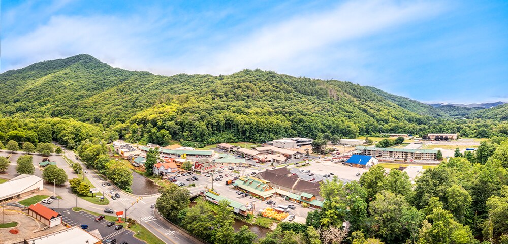 <p>Supporting self-governance through infrastructure development</p>
