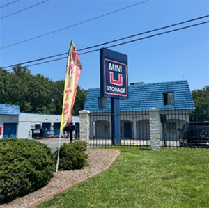 Mini U Storage - Fairfax Station