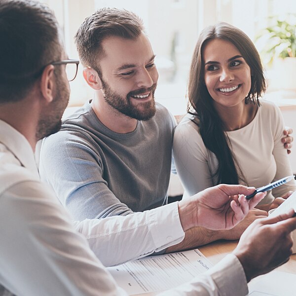 A young couple with an advisor